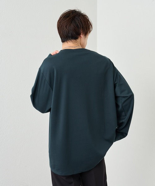 COLONY 2139（コロニートゥーワンスリーナイン）の「リサイクルポンチラウンドヘム長袖（Tシャツ/カットソー・メンズ・ブラック/グリーン/ホワイト・LARGE/MEDIUM）」の13枚目の写真