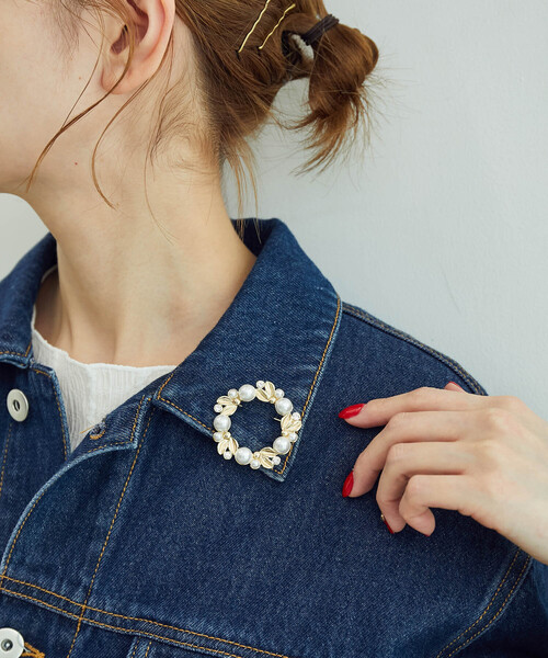 ROPE' PICNIC（ロペピクニック）の「パールブローチ（ブローチ/コサージュ・レディース・ゴールド/キナリ・FREE）」の2枚目の写真