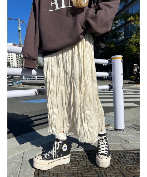 WC(ダブル シー)の「スウェードタッチワッシャーロングスカート(スカート・レディース・アイボリー/ブラック・FREE)」の14枚目の写真