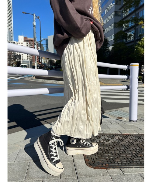 WC(ダブル シー)の「スウェードタッチワッシャーロングスカート(スカート・レディース・アイボリー/ブラック・FREE)」の18枚目の写真