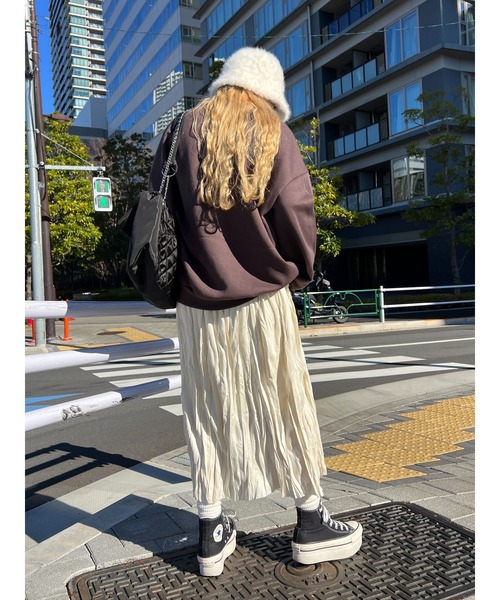 WC(ダブル シー)の「スウェードタッチワッシャーロングスカート(スカート・レディース・アイボリー/ブラック・FREE)」の3枚目の写真