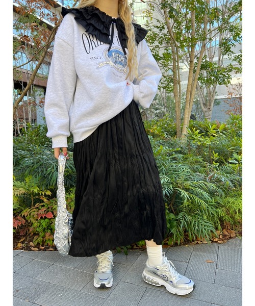 WC(ダブル シー)の「スウェードタッチワッシャーロングスカート(スカート・レディース・アイボリー/ブラック・FREE)」の5枚目の写真