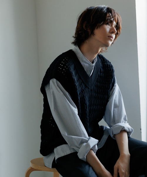美品　アダムエロペ　グリーン 透かし編み ニットベスト Mサイズ　00056 ADAM ET ROPE'（アダムエロペ）の「【WEB限定】透かし編み