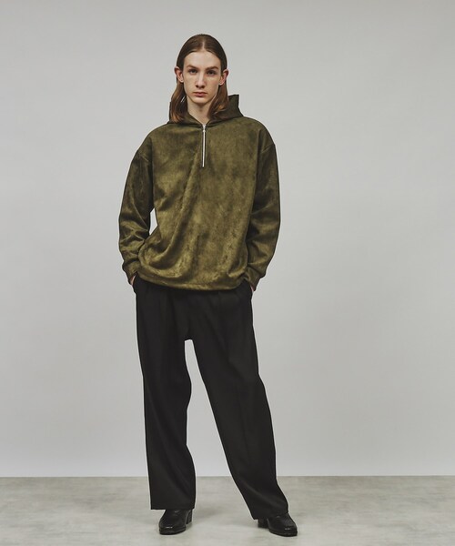 tk.TAKEO KIKUCHI（ティーケータケオキクチ）の「◆スプリングスウェード調ハーフジップパーカー（パーカー・メンズ・ブラック/ライトグレー/ダークグリーン/ブラック系4/ホワイト系5・01/02/03）」の16枚目の写真