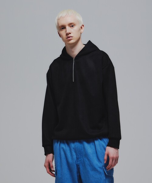 tk.TAKEO KIKUCHI（ティーケータケオキクチ）の「◆スプリングスウェード調ハーフジップパーカー（パーカー・メンズ・ブラック/ライトグレー/ダークグリーン/ブラック系4/ホワイト系5・01/02/03）」の12枚目の写真