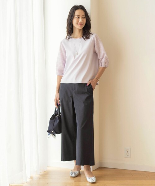 J.PRESS(ジェイプレス)の「【WEB限定カラーあり】スムースジャージー 刺繍スリーブ カットソー(Tシャツ/カットソー・レディース・ネイビー系/ホワイト系/ベージュ系/ふじ色系/イエロー系・MEDIUM/LARGE)」の14枚目の写真