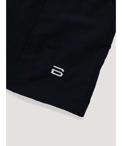Bargiee(バージー)の「ハーフジップ セットアップ ナイロン トップス ハーフパンツ(セットアップ・レディース・ブラック/グレー・FREE)」の12枚目の写真