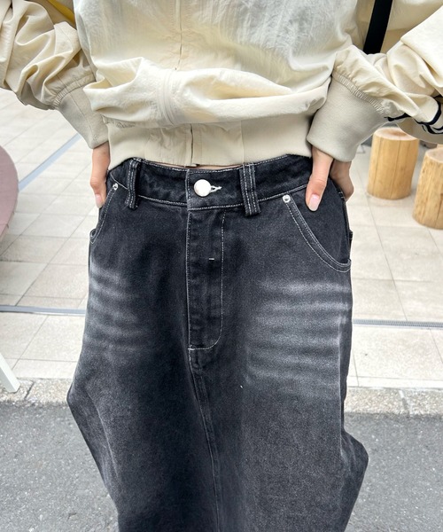 WHO'S WHO gallery(フーズフーギャラリー)の「デニムタックボリュームスカート(デニムスカート・レディース・ブラック・FREE)」の3枚目の写真