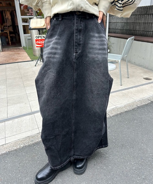 WHO'S WHO gallery(フーズフーギャラリー)の「デニムタックボリュームスカート(デニムスカート・レディース・ブラック・FREE)」の2枚目の写真