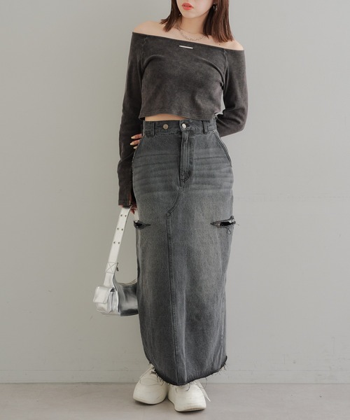 Chico（チコ）の「【2サイズ展開】サイドスリットデニムタイトスカート（デニムスカート・レディース・グレー/ブルー/スカイブルー・0/1）」の4枚目の写真