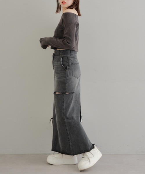 Chico（チコ）の「【2サイズ展開】サイドスリットデニムタイトスカート（デニムスカート・レディース・グレー/ブルー/スカイブルー・0/1）」の5枚目の写真