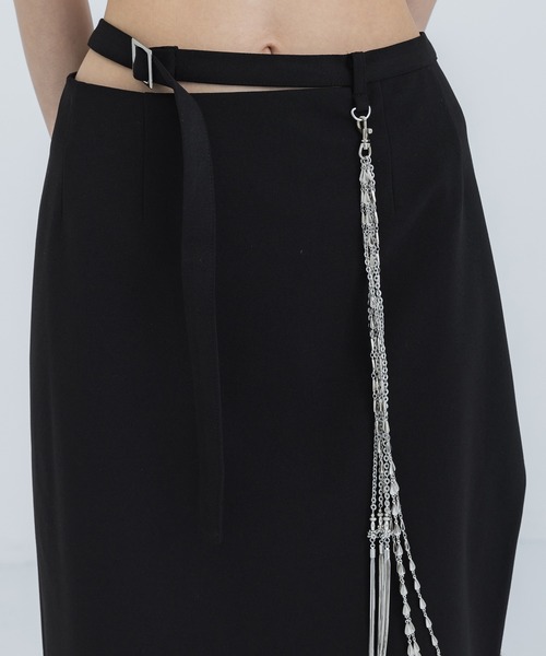 tanakadaisuke(タナカダイスケ)の「【tanakadaisuke/タナカダイスケ】three long chain cut-out tight skirt(スカート・レディース・ブラック・FREE)」の7枚目の写真