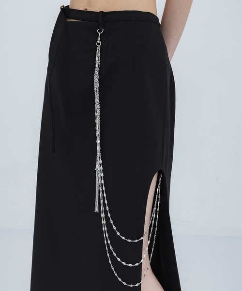 tanakadaisuke(タナカダイスケ)の「【tanakadaisuke/タナカダイスケ】three long chain cut-out tight skirt(スカート・レディース・ブラック・FREE)」の8枚目の写真
