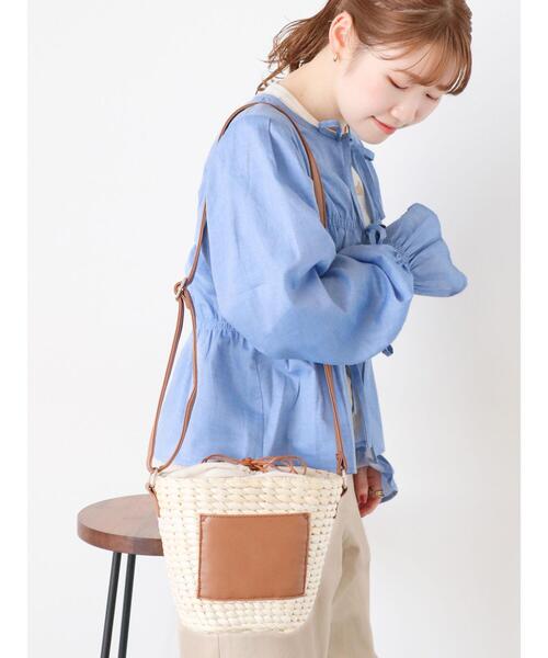 ehka sopo(エヘカソポ)の「雑材ショルダーバッグ(ハンドバッグ・レディース・ブラウン/キナリ・F)」の3枚目の写真