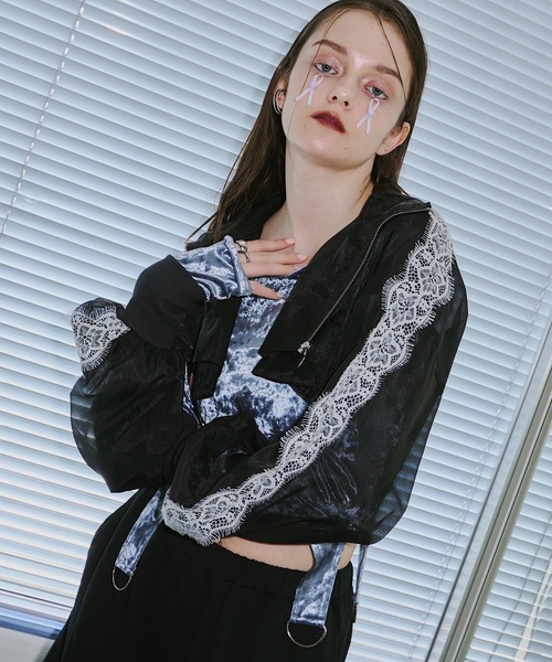 VIOLETTA（ヴィオレッタ）の「レースラインシアークロップドブルゾン