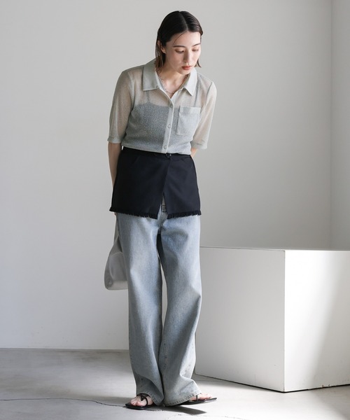 select MOCA（セレクトモカ）の「【ZOZO限定】ラメシアーハーフスリーブシャツ（シャツ/ブラウス・レディース・グレー/シルバー/グレイッシュベージュ/カーキ・FREE）」の8枚目の写真