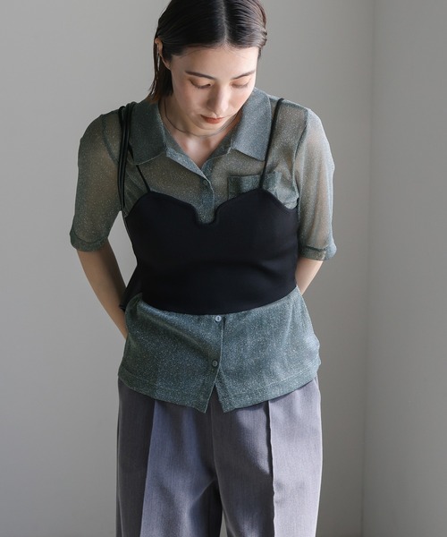 select MOCA（セレクトモカ）の「【ZOZO限定】ラメシアーハーフスリーブシャツ（シャツ/ブラウス・レディース・グレー/シルバー/グレイッシュベージュ/カーキ・FREE）」の15枚目の写真