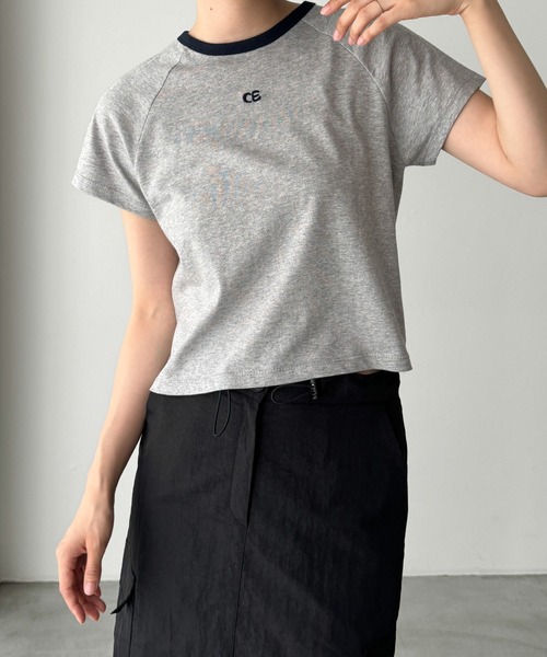 CANAL JEAN(キャナルジーン)の「El mar CE刺繍リンガーチビTEE(Tシャツ/カットソー・レディース・ホワイト/ベージュ/グレー・ONE SIZE)」の2枚目の写真