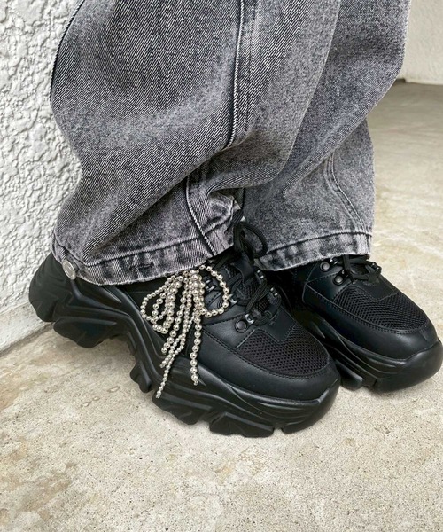 ENVYM(アンビー)の「ボリュームソールスニーカー 厚底(スニーカー・レディース・ブラック/ホワイト・22.5/24.5/23.5)」の2枚目の写真