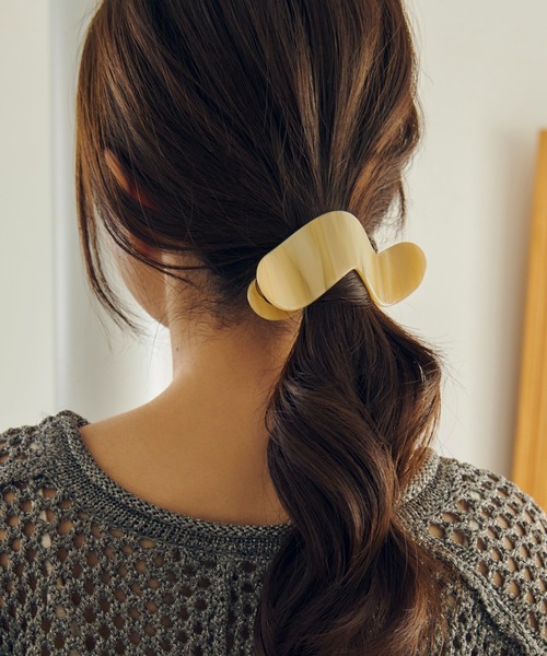GOLDY（ゴールディ）の「プランプ ウェービー アセチ ヘアー クリップ（バレッタ/ヘアクリップ・レディース・イエロー/ネイビー/ブラウン/ピンク/グリーン/アイボリー/ブルー/グレー・FREE）」の11枚目の写真