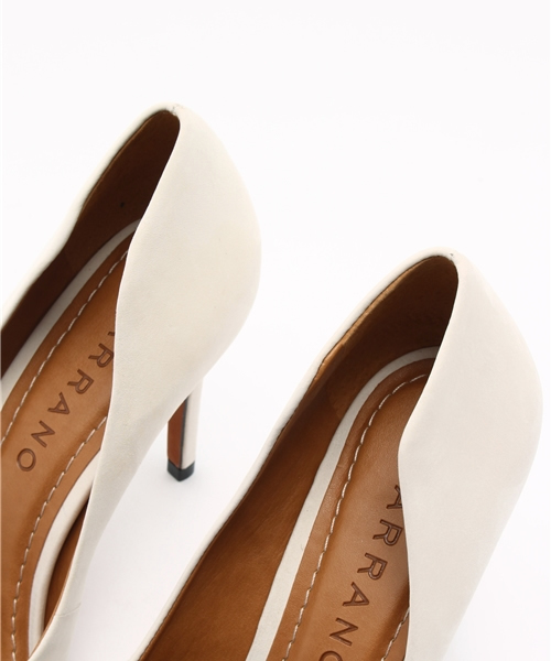 CARRANO（カラーノ）の「【雑誌掲載商品】【CARRANO】スエードプレーンパンプス（パンプス・レディース・ホワイト/オレンジ/ブラック/ベージュ/カーキ・38/37/36）」の11枚目の写真