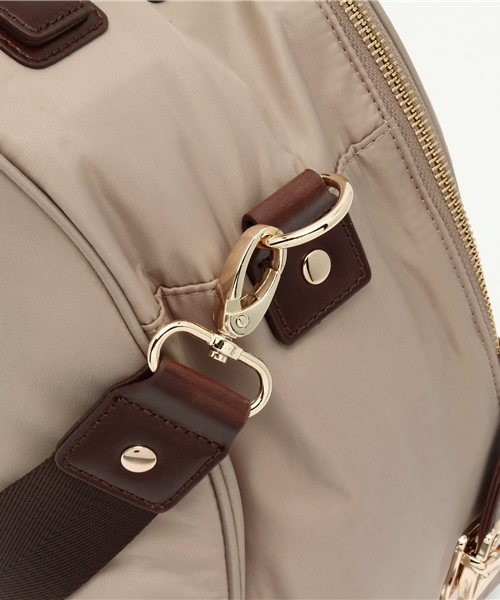 Fleur des Champs(フルールデシャン)の「Fleur フルール ナイロン 2WAY ボストンバッグ ショルダー付き(ショルダーバッグ・レディース・ベージュ/オレンジ/レッド/ネイビー/ブラック・FREE)」の11枚目の写真