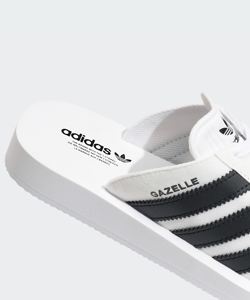 adidas（アディダス）の「ガゼル ビーチ スライド / Gazelle Beach Slides サンダル / アディダスオリジナルス adidas Originals（サンダル・レディース・ベージュ/ホワイト/グリーン/レッド/ブルー/ブラック×ホワイト/ブラック/ピンク/グリーン×ピンク・22.5cm/23.5cm/24.5cm/25.5cm/26.5cm/27.5cm/28.5cm/29.5cm/30.5cm）」の11枚目の写真