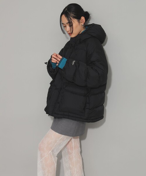 Ray BEAMS（レイビームス）の「GYMPHLEX / フーデッド ダウン ジャケット（ダウンジャケット/コート・レディース・ホワイト/ブラック/ベージュ・14/12）」の12枚目の写真