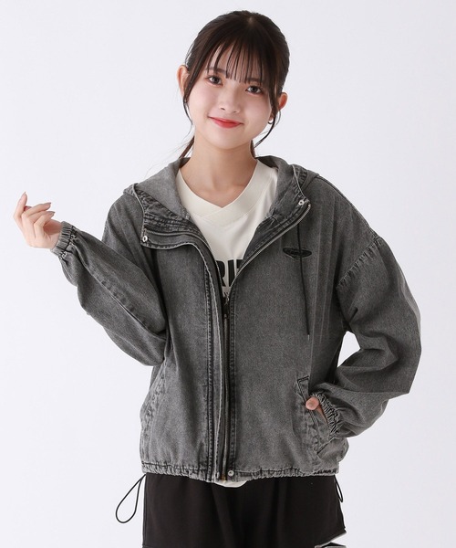 repipi armario(レピピ アルマリオ)の「デニムフードマンパ(マウンテンパーカー・キッズ・ブラック/ブルー・SMALL/LARGE/MEDIUM)」の1枚目の写真