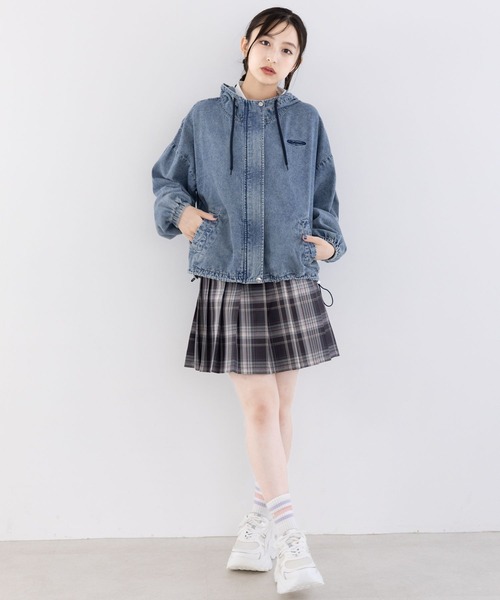 repipi armario(レピピ アルマリオ)の「デニムフードマンパ(マウンテンパーカー・キッズ・ブラック/ブルー・SMALL/LARGE/MEDIUM)」の5枚目の写真