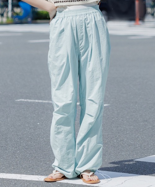 coca(coca)(コカ)の「【WEB限定】ナイロンパラシュートパンツ(その他パンツ・レディース・チャコール/ブラック/ライトブルー/ライトグリーン/ライトベージュ・L/M/S)」の1枚目の写真