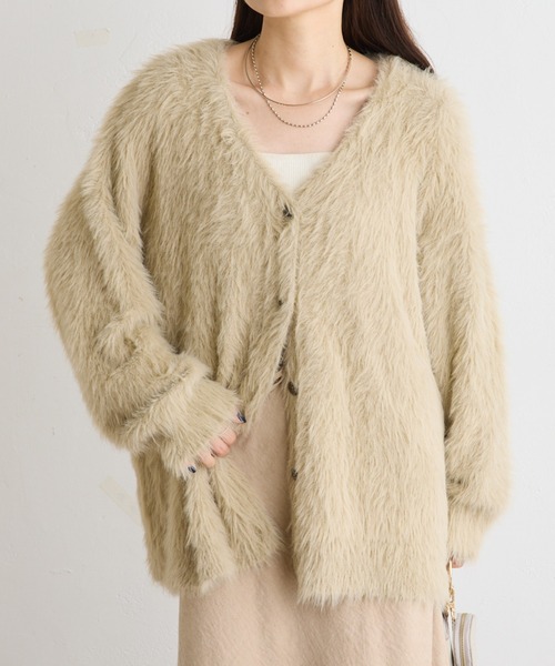 PUAL CE CIN(ピュアルセシン)の「シャギーニットチュニック丈Vネックカーディガン(カーディガン/ボレロ・レディース・チャコールグレー/ベージュ・FREE)」の3枚目の写真