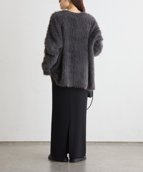 PUAL CE CIN(ピュアルセシン)の「シャギーニットチュニック丈Vネックカーディガン(カーディガン/ボレロ・レディース・チャコールグレー/ベージュ・FREE)」の13枚目の写真