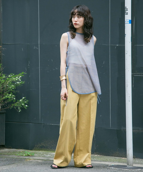 KBF(ケイビーエフ)の「チノタックWIDEパンツ(その他パンツ・レディース・チャコールグレー/ベージュ・36/38)」の19枚目の写真