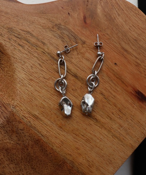 LE'RURE（リルアー）の「Meteorite drop pierce（ピアス（両耳用）・レディース・シルバー/ゴールド・FREE）」の2枚目の写真