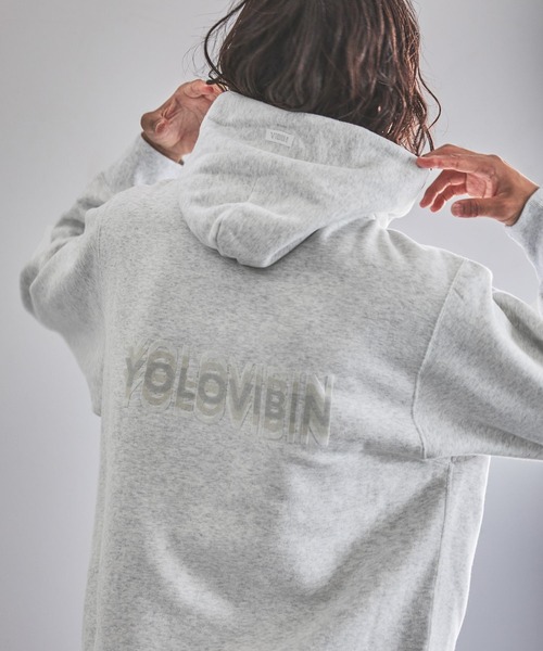 HEREIAM（ヘレイアム）の「【HEREIAM】ユニセックス/ワッペンロゴ裏起毛フーディー（パーカー・レディース・モスグリーン/ブラック/ヘザーグレー/バイオレット・MEDIUM/LARGE）」の14枚目の写真