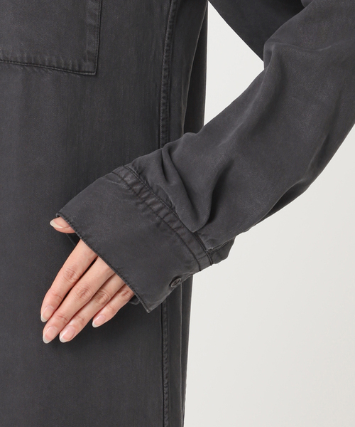 plage(プラージュ)の「SOFT MILI SHIRT ワンピース(ワンピース・レディース・ベージュ/チャコールグレー・36/38)」の11枚目の写真