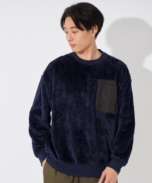 FILA(フィラ)の「ボア クルースウエット トレーナー(スウェット・メンズ・カーキ/ブラック/ネイビー/ベージュ・X-LARGE/MEDIUM/LARGE)」の2枚目の写真