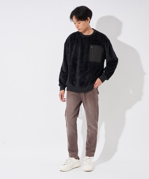 FILA(フィラ)の「ボア クルースウエット トレーナー(スウェット・メンズ・カーキ/ブラック/ネイビー/ベージュ・X-LARGE/MEDIUM/LARGE)」の6枚目の写真