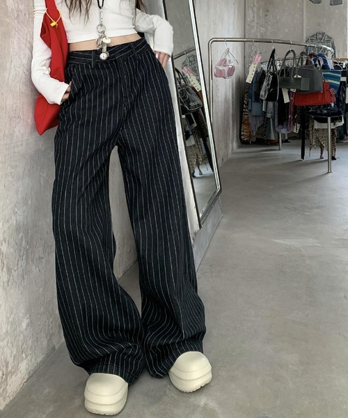 Mela（メラ）の「STRIPE WIDE DENIM（デニムパンツ・レディース・ブルー/ブラック・S/L/M）」の5枚目の写真