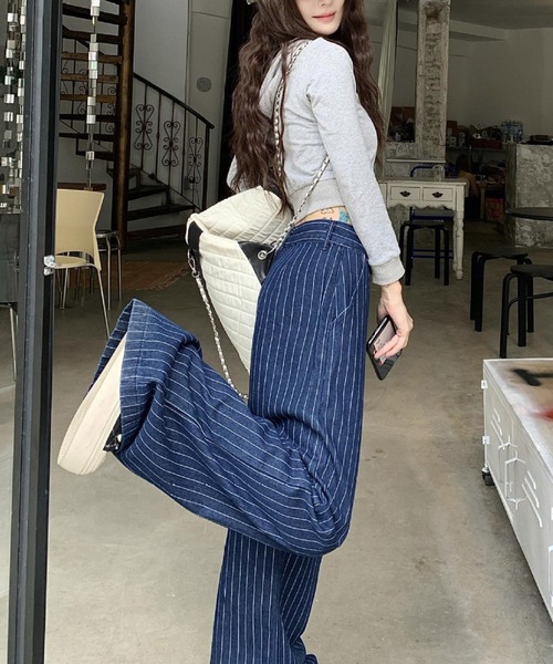 Mela（メラ）の「STRIPE WIDE DENIM（デニムパンツ・レディース・ブルー/ブラック・S/L/M）」の4枚目の写真