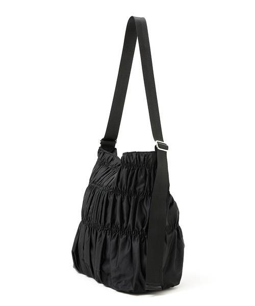 soeur（スール）の「●SOEUR/シャーリングテープショルダー（トートバッグ・レディース・ベージュ/ライトグレー/ブラック・フリー）」の15枚目の写真