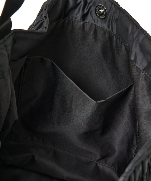 soeur（スール）の「●SOEUR/シャーリングテープショルダー（トートバッグ・レディース・ベージュ/ライトグレー/ブラック・フリー）」の21枚目の写真