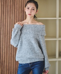 ざっくりオフショルニット
