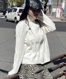 madrepadre（マドレパドレ）の「メタルワンポイントハイネックニットジップアップ（ニット/セーター）」