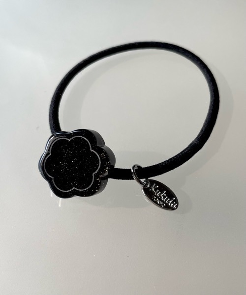 tone（トーン）の「【KuKuLu TOKYO】クラシック モチーフ ポニー（ヘアゴム・レディース・ブラック系その他2/ブラウン系その他/ブラック系その他/ブラウン系その他2・FREE）」の7枚目の写真