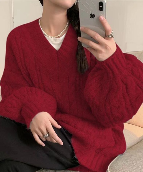 gossip!ロサンゼルス(ゴシップロサンゼルス)の「YUGA Vネックツイストセーター(ニット/セーター・レディース・オフホワイト/ライトグリーン/グレー・FREE)」の15枚目の写真