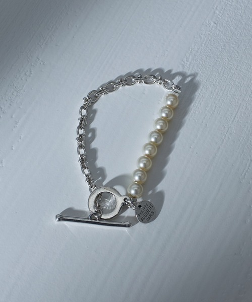 PHILIPPE AUDIBERT(フィリップ オーディベール)の「【PHILIPPE AUDIBERT】別注パール×チェーンブレスレット BRS6548AR(ブレスレット・レディース・シルバー・FREE)」の2枚目の写真
