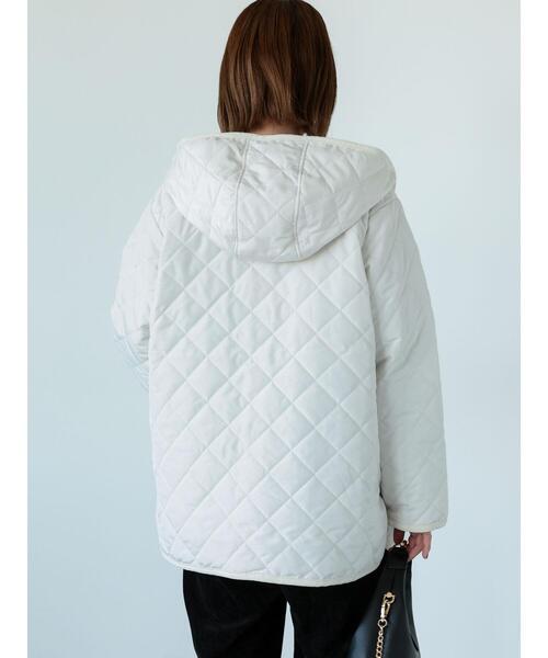 Lugnoncure（ルノンキュール）の「フード付キルトミドルコート（その他アウター・レディース・カーキ/ブラック/オフホワイト/ネイビー・F）」の16枚目の写真