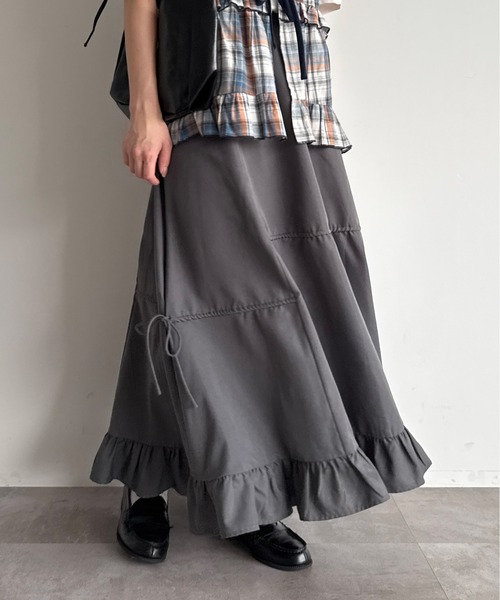 kutir(クティール)の「【2サイズ展開】アソートダブルリボンフリルスカート(スカート・レディース・ネイビー/レッド/ブラック/チャコールグレー/ブラック系その他/ブルー/イエロー/グリーン・MEDIUM/LARGE)」の17枚目の写真
